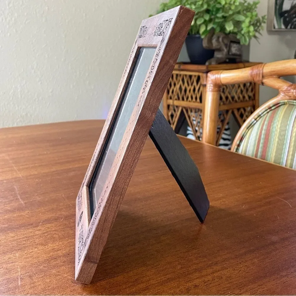 Vintage Amerigo Lasercraft 5” x 7” Laser Cut Wooden Photo Frame